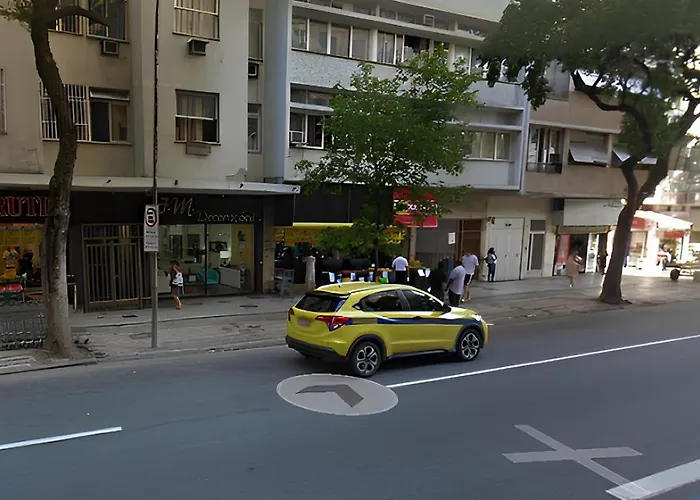 Apartamento Copacabana Perto Da Praia, Metro, Comercio E Wi-Fi Rapido!